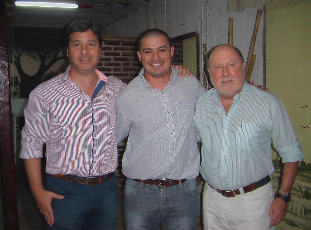 Zavallo y Busti acompañaron el lanzamiento de «Tito» Gómez