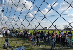 Se vive a pleno el clásico local del fùtbol