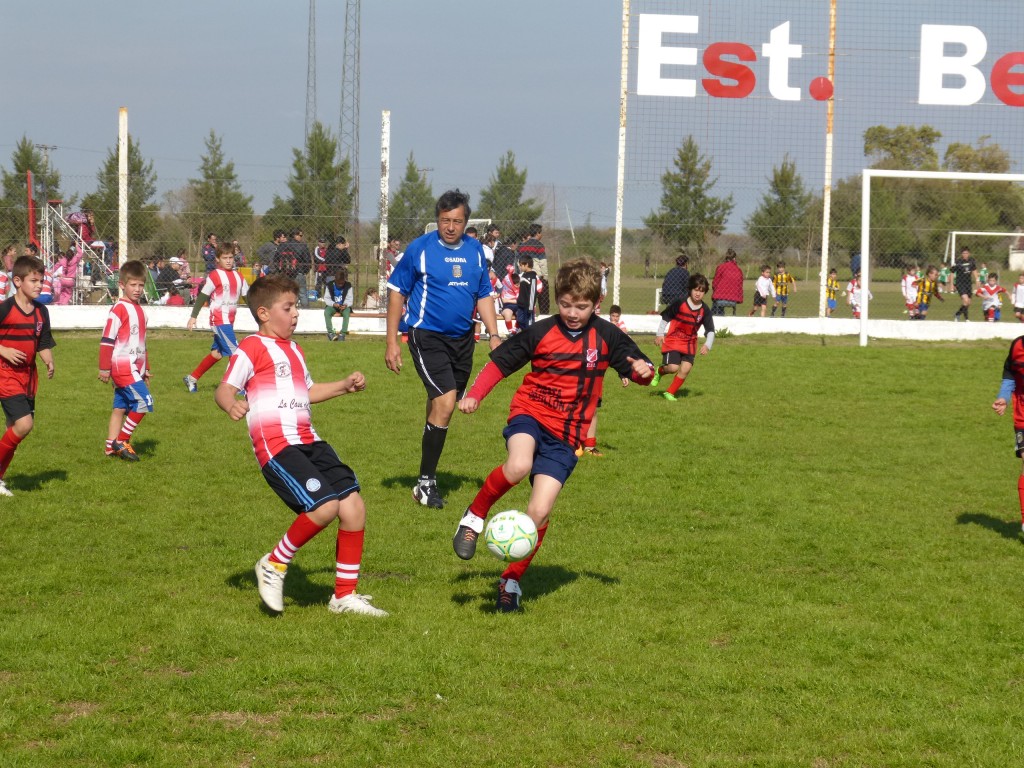 Exitoso Torneo de Fútbol Infantil en Litoral