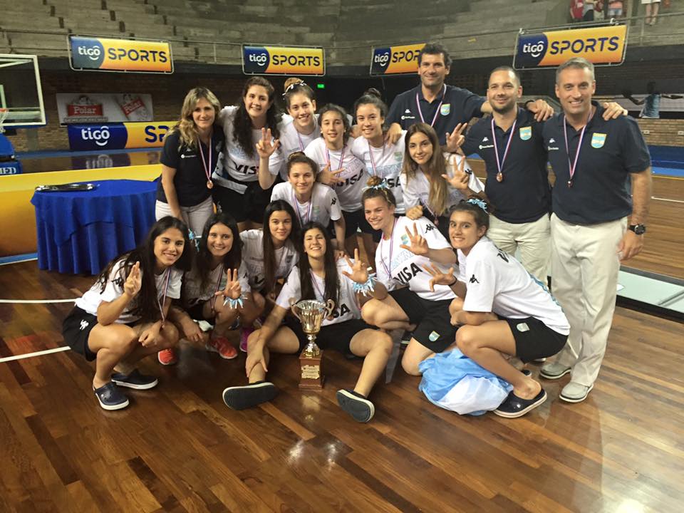 Valeria Fernandez se colgó la medalla de bronce