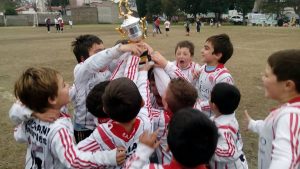 Litoral festejó su cumpleaños con fútbol juvenil