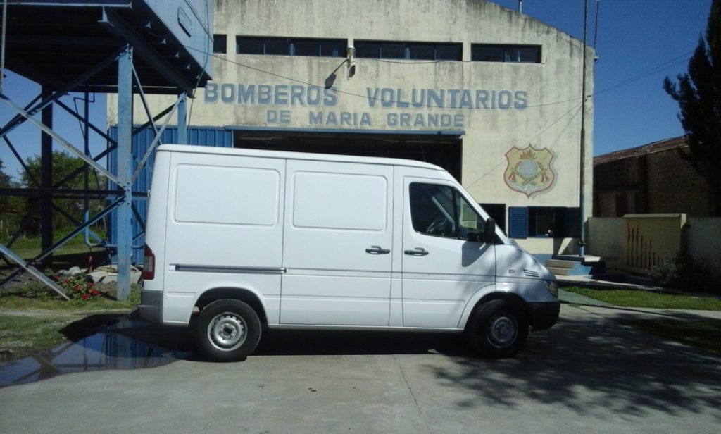 Bomberos Voluntarios María Grande adquirió un nuevo vehículo.