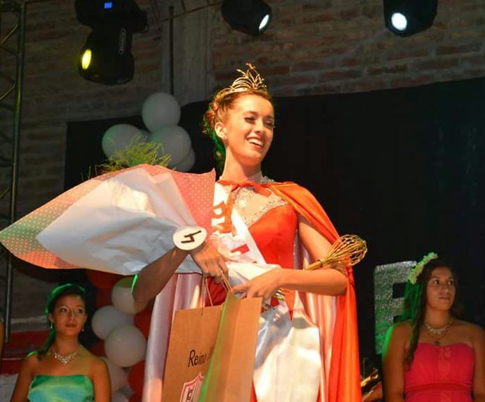 La Fiesta de la Cerveza de Litoral, coronó a Camila Mainero como su Reina