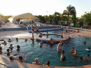 El lunes de Carnaval, marco un record en cantidad de público que ingreso en una jornada a Termas. Once mil personas visitaron la ciudad el fin de semana largo