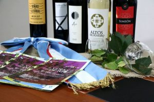 Se presentó Viñas de Río sabores, música y vinos entrerrianos para el 25 de Mayo