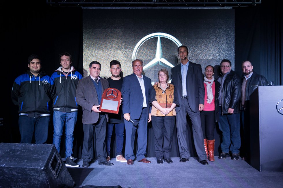 La empresa Mercedes Benz entregará un motor para la formación de los alumnos de la Escuela Técnica N°1 de Paraná