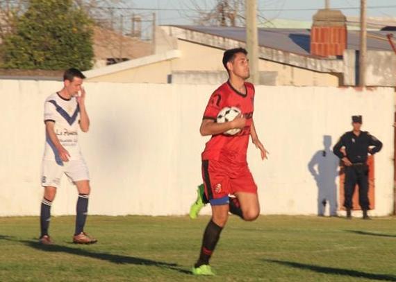 Litoral perdió el invicto ante Cañadita y Atlético cayó ante Viale