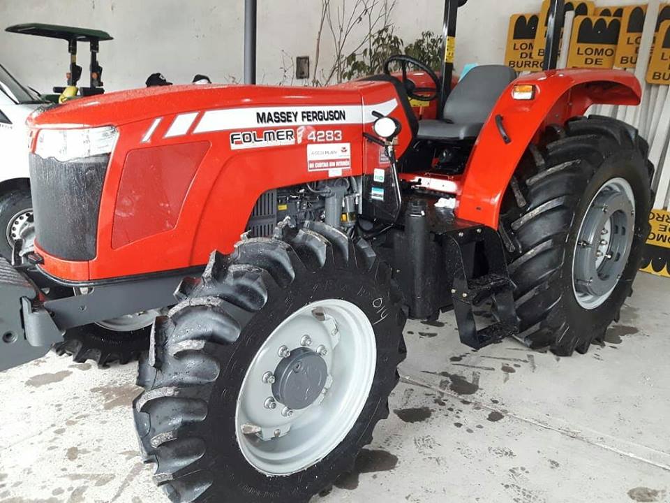 El Municipio local incorporó nuevo tractor 0 Km.