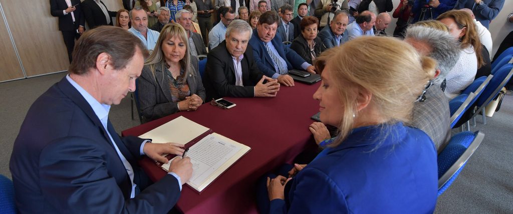 “No se puede realizar un ajuste presupuestario sobre salarios, jubilaciones o gasto social”, afirmó Bordet