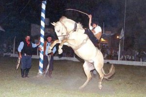 Este sábado, Festival y Jineteada en Atlético María Grande