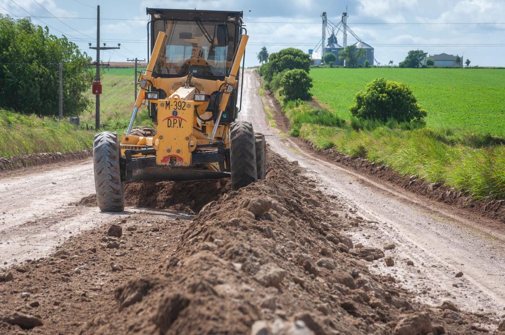 La provincia invertirá más de 200 millones de pesos en la recomposición de la red vial afectada por el mal tiempo