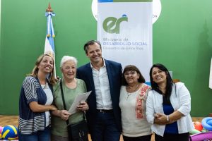 El gobierno provincial entregó aportes para fortalecer proyectos y espacios destinados a adultos mayores