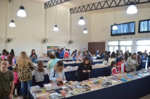 Más de tres mil pasaron por la Feria del Libro local