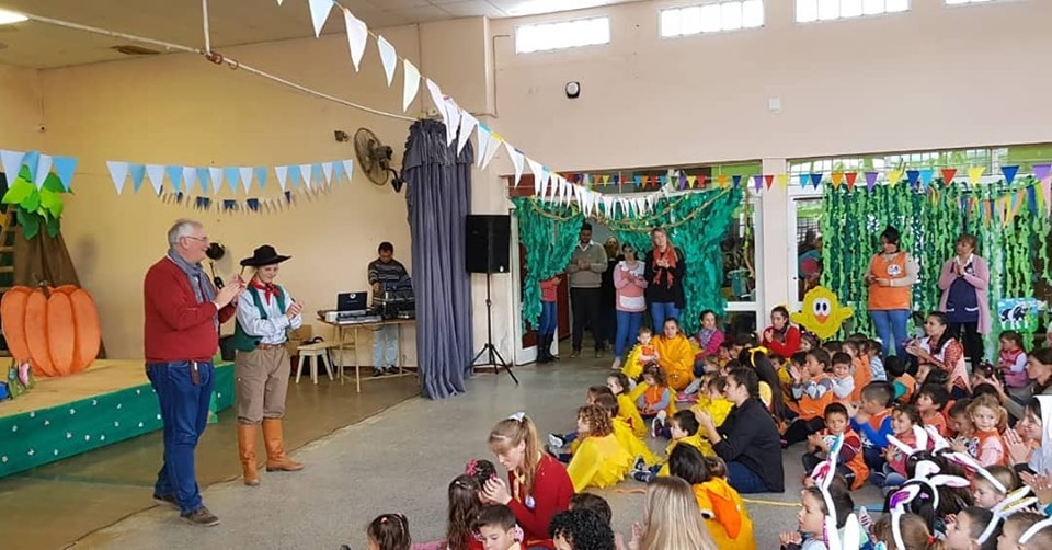 Maín acompaño la celebración del día de los Jardines de Infantes