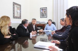 El ministro de Economía, Hugo Ballay, recibió a los intendentes electos de Pueblo Brugo y de El Pingo, junto a los diputados  Lara y Zavallo