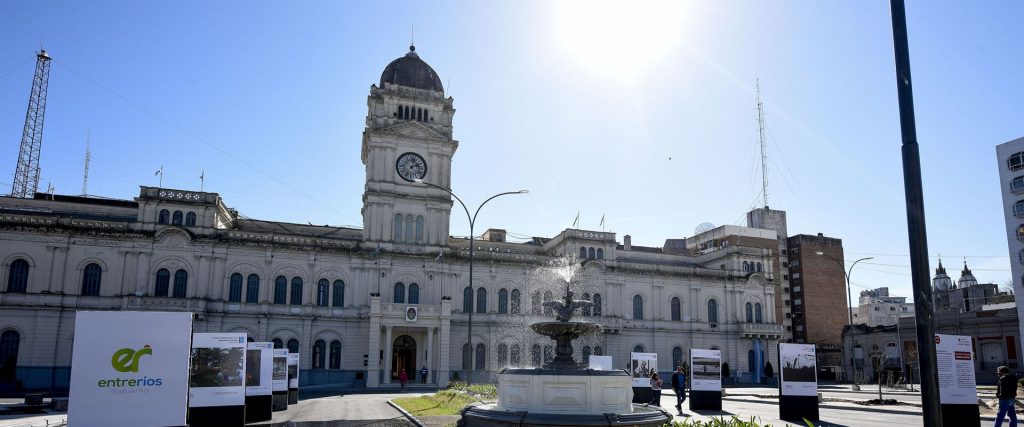 Se iniciará este martes el pago de haberes de septiembre a empleados y jubilados provinciales