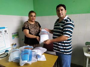 En la Escuela Tecnica Nº 34 fabrican protectores faciales y los entregan a centros de salud