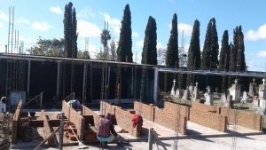 En María Grande se construyen 80 nichos en el cementerio municipal