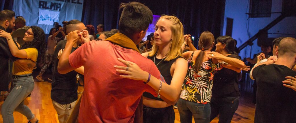 Se prorrogan los relevamientos de espacios y de agentes culturales no gubernamentales