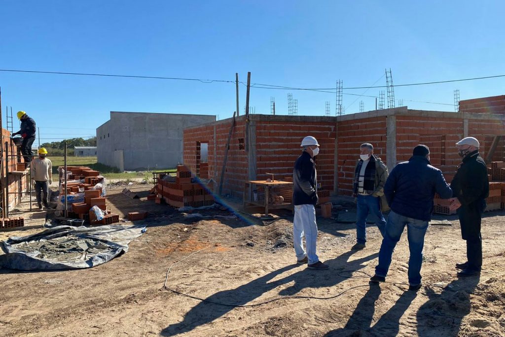 La provincia reanuda la construcción de viviendas en Crespo