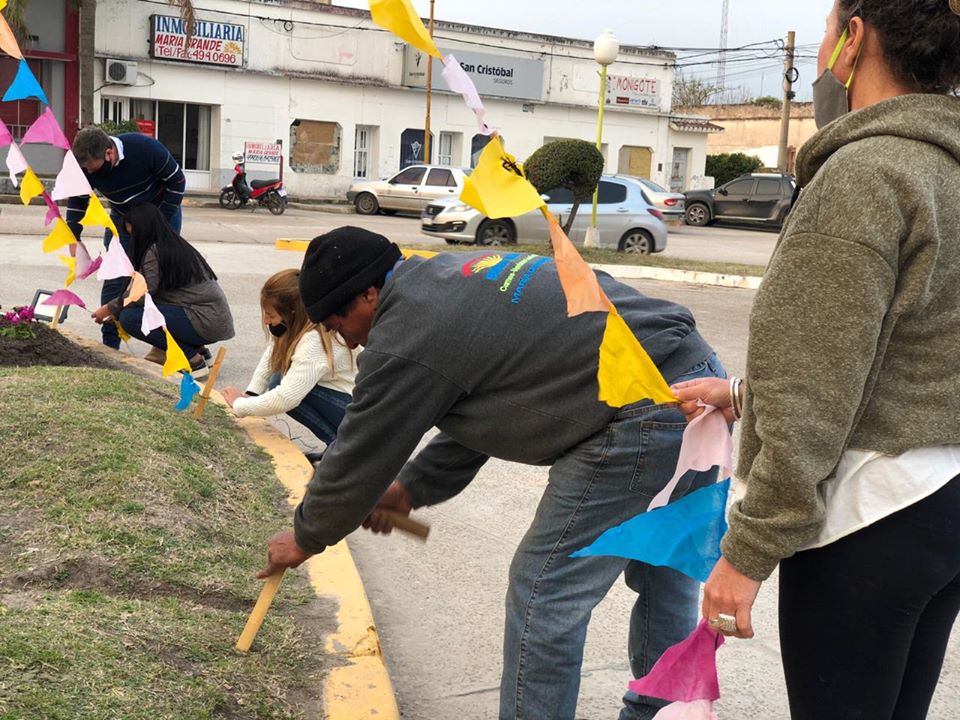 El reloj,  emblema de la ciudad se prepara para celebrar el día del niño