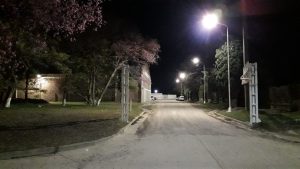 Habilitación de luces Led en calle Sarmiento, acceso al Club Litoral
