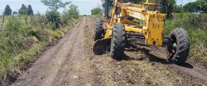Vialidad trabaja en la conservación de caminos productivos de Cerrito en el departamento Paraná