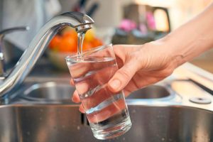 El servicio de agua potable tendrá un incremento porcentual del 100 %