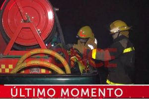 INCENDIO EN TALLER MECANICO DE AV. ARGENTINA