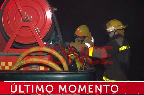 INCENDIO EN TALLER MECANICO DE AV. ARGENTINA