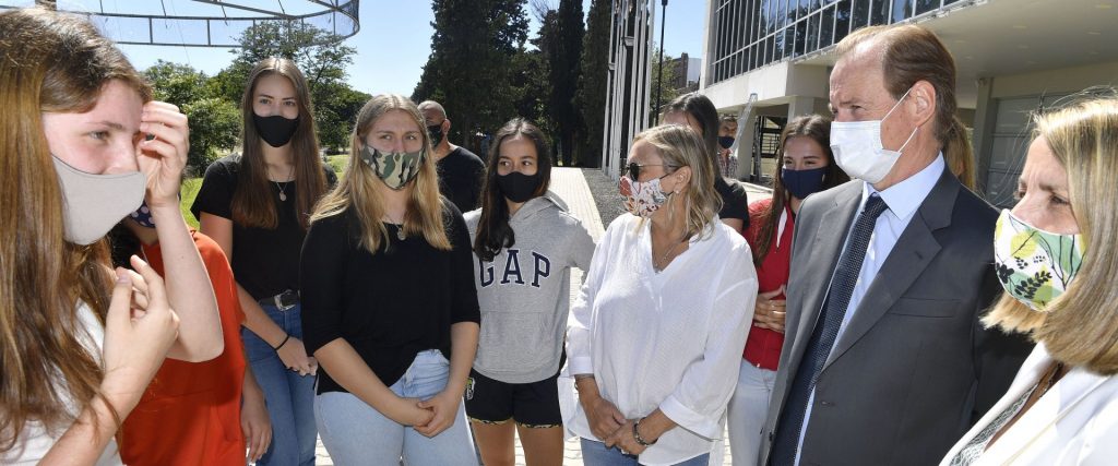 Bordet brindó un reconocimiento a las deportistas preseleccionadas para la Selección Argentina de Básquet