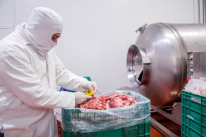 Federación de la Carne acordó recomposición salarial del 30% con cámaras frigoríficas