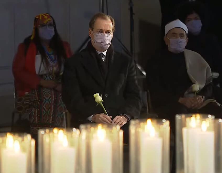 El Gobernador Bordet participó este domingo del homenaje a los fallecidos por el Covid