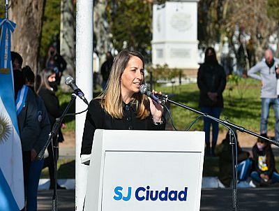 Stratta afirmó que «el objetivo del Gobierno es acompañar a todas comunidades a crecer bien y mejor