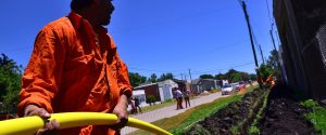 Avanzan las obras de ampliación de la red de gas natural en Pueblo Belgrano que abastecerá al 90 por ciento de los hogar