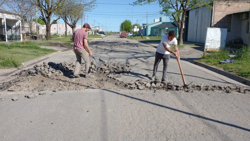 Bacheo y corte de calle – Construcción de rampas