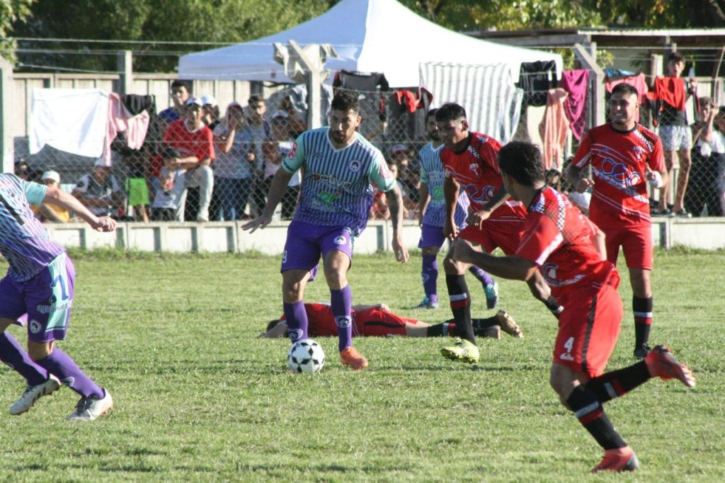 Maradona perdió ante Tabossi en su debut como local. Litoral empató en Hernandarias