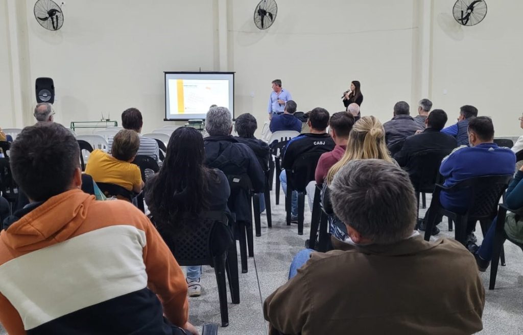 Desde el Municipio, se informó a vecinos del Barrio Santa Ana sobre la Obra de cloacas