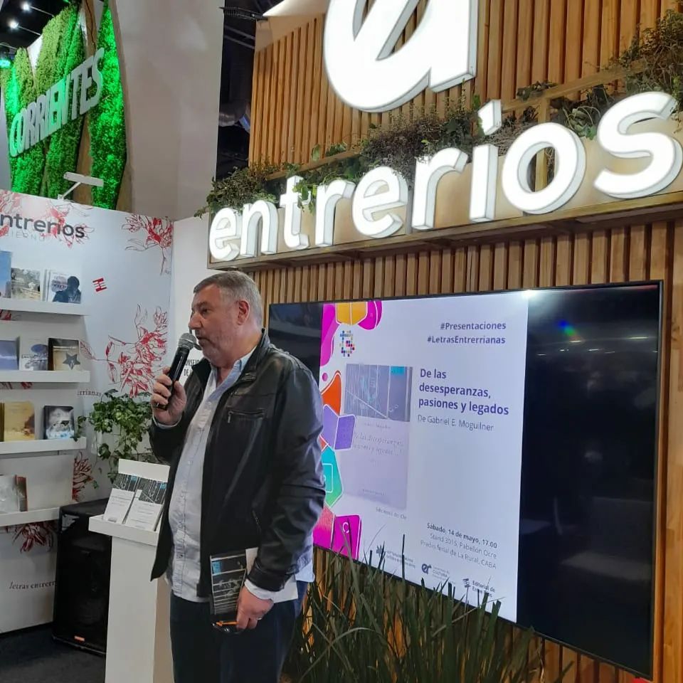 Gabriel Moguilner presento su obra en La Feria del Libro de Buenos Aires