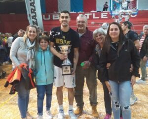 CON JOSÉ  LUIS BIONE COMO PROTAGONISTA, INDEPENDIENTE DE OLIVA ASCENDIO A LA LIGA NACIONAL DE BASQUET