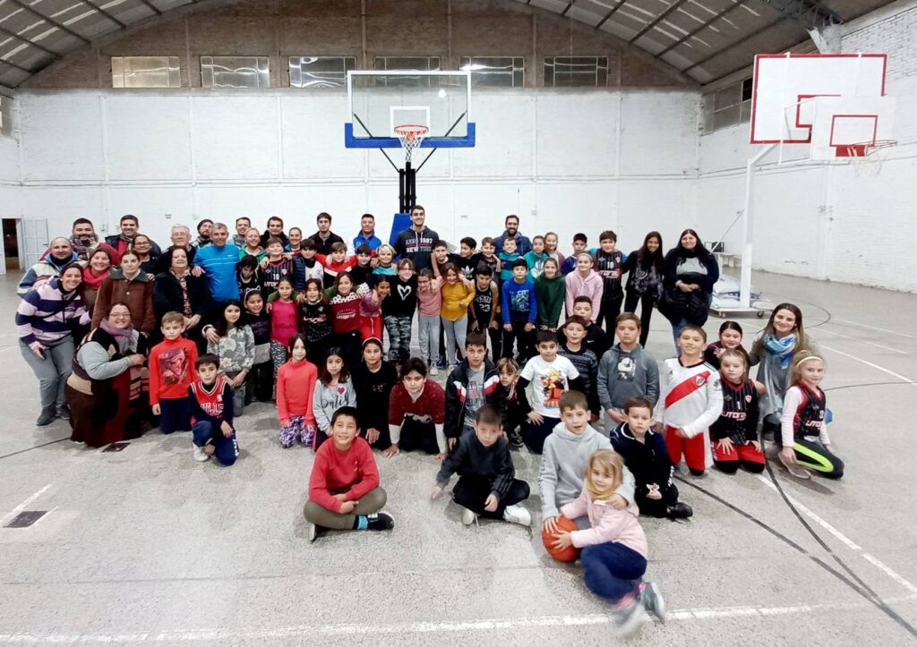 El básquet de Litoral, también quiso homenajear a José Bione