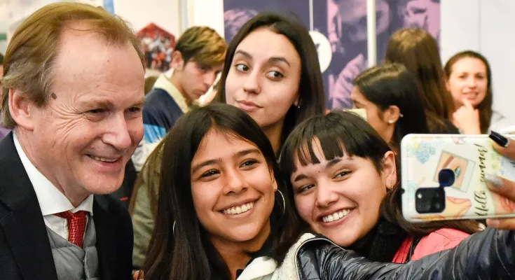 Bordet anunció el incremento de becas para 45.000 estudiantes entrerrianos