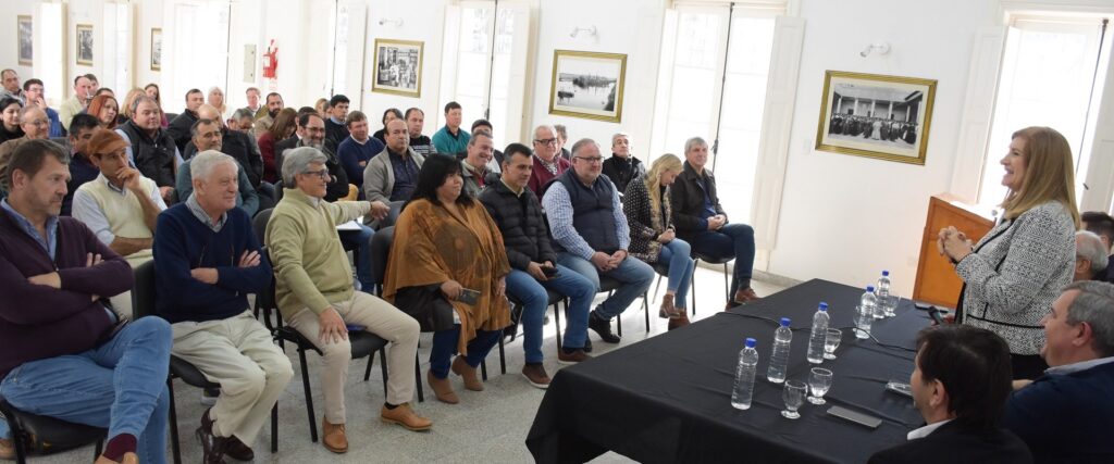 Se desarrolló el primer encuentro para las juntas que pasarán a ser comunas