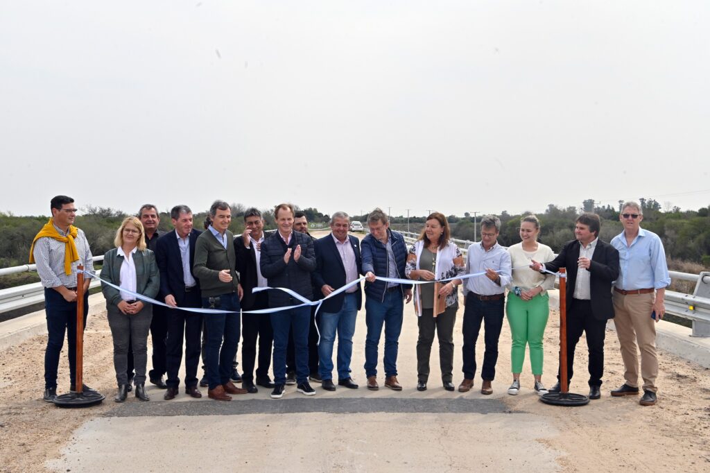 Bordet y Bahillo inauguraron la readecuación del camino que une las rutas 127 y 12 en el departamento La Paz