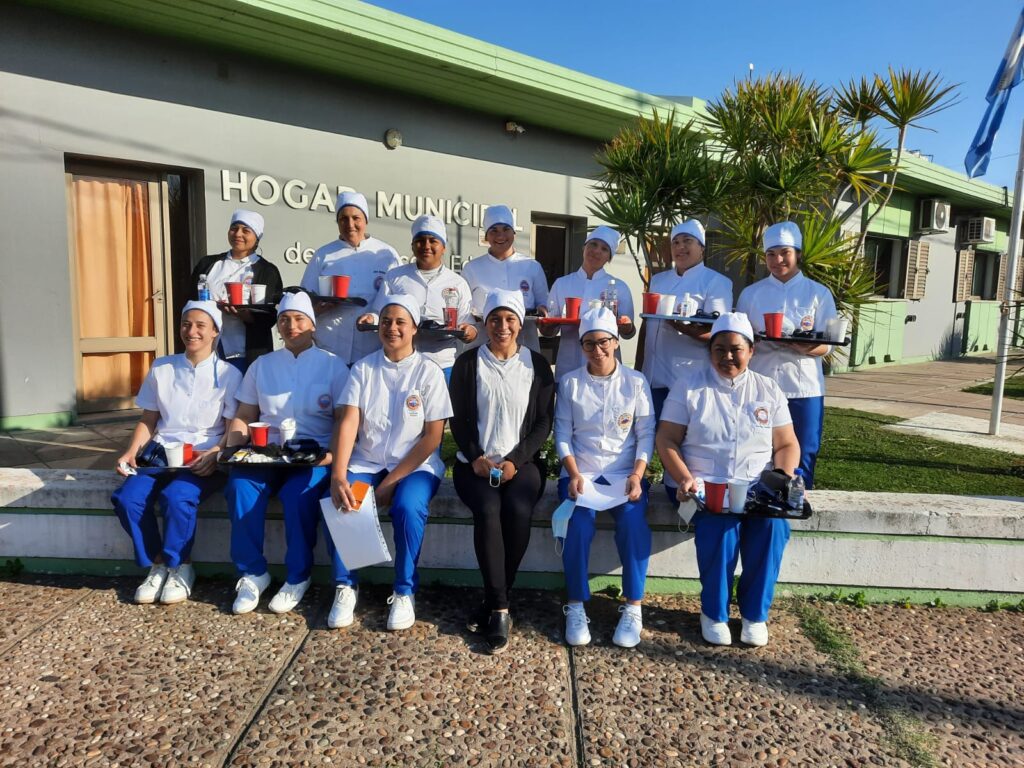 Practicas profesionalizantes en el Hogar Municipal de la 3ra edad.