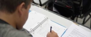 Otras 460 escuelas primarias de Entre Ríos incorporan la hora más de clases en septiembre