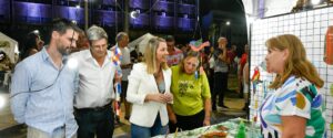 Exitosa Feria de la Economía Social Edición Navideña en la Plaza Mansilla