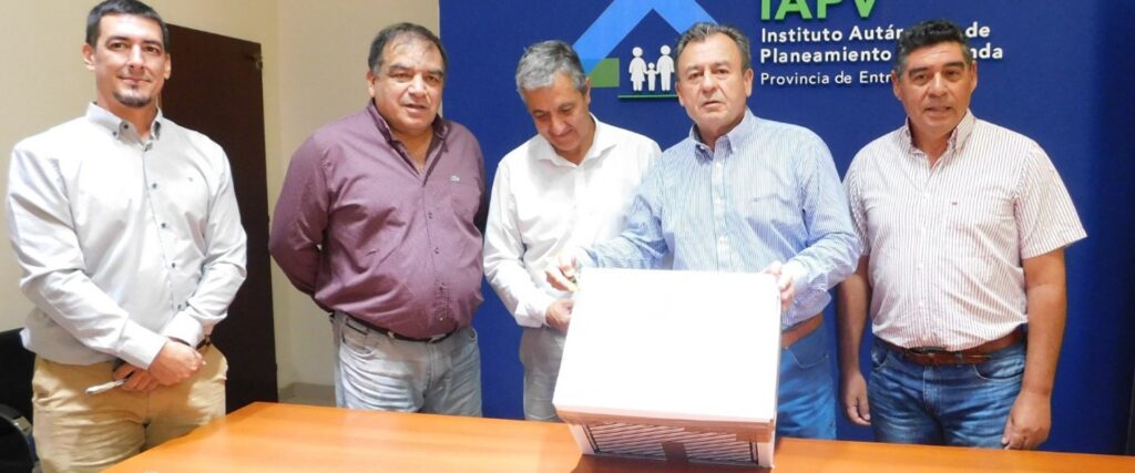 Se licitaron con fondos provinciales nuevas viviendas para docentes y municipales de Urdinarrain y General Ramírez