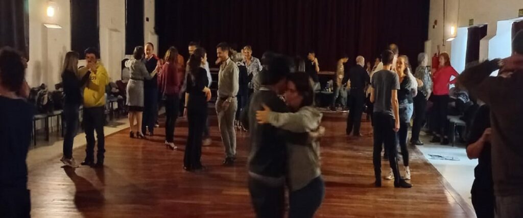 Vuelve la Práctica Abierta de Tango a La Vieja Usina