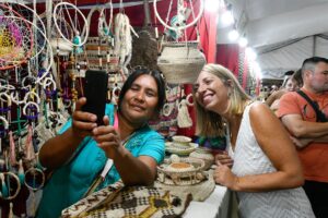 La provincia apoya el desarrollo de la Fiesta Nacional de la Artesanía que se realiza en Colón